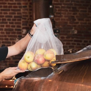 Bière Vivat Vetiti Fructus, aux pommes des Vergers Tellier !